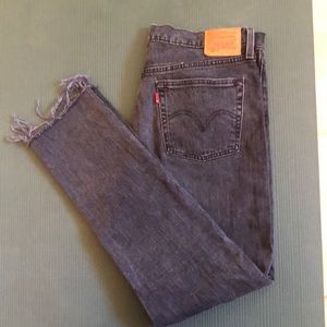 Destroyed Levi’s Skinny 501’s | Black